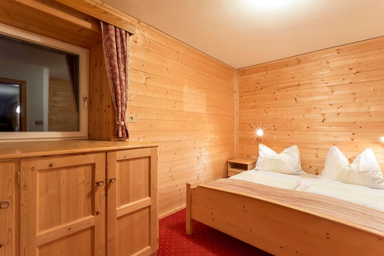 Appartamenti Elbrus Santa Cristina Val Gardena Exterior foto